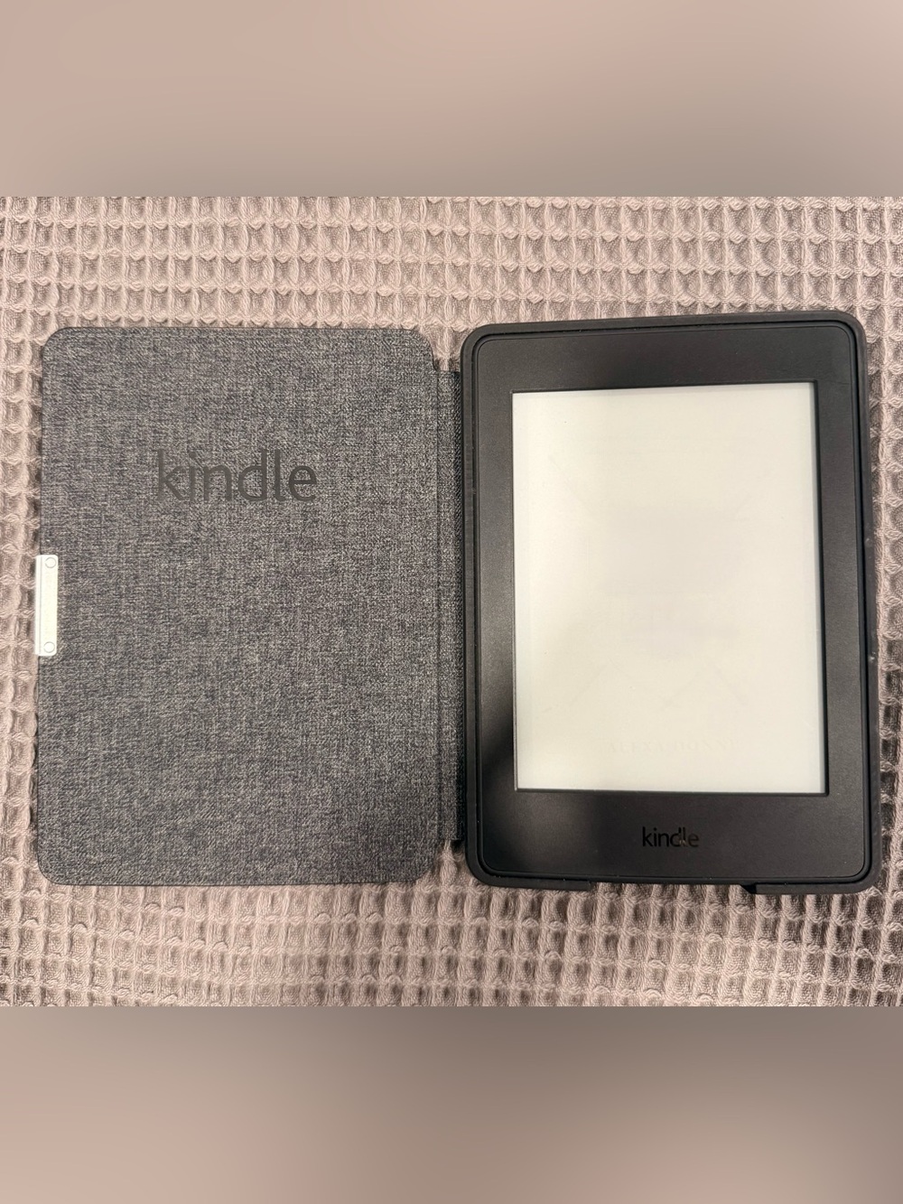 Kindle & Black Textured Leather Cover